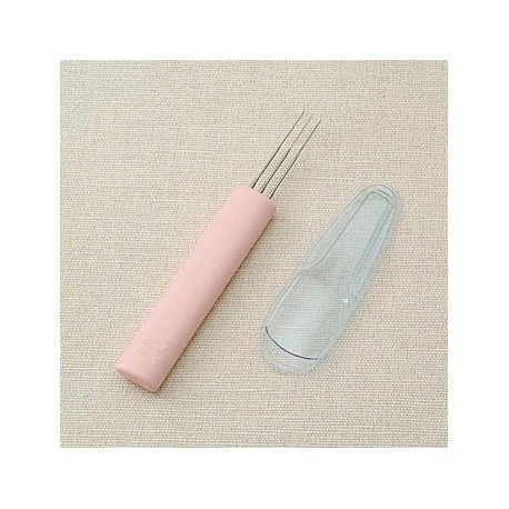 Hamanaka triple felting needle